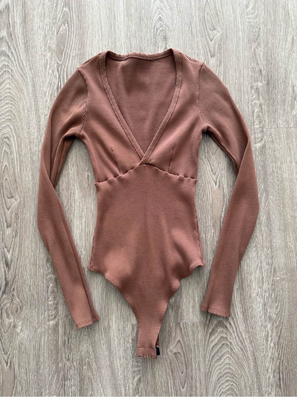 Lulu's Ribbed Long-Sleeve V-Neck Bodysuit - Brown